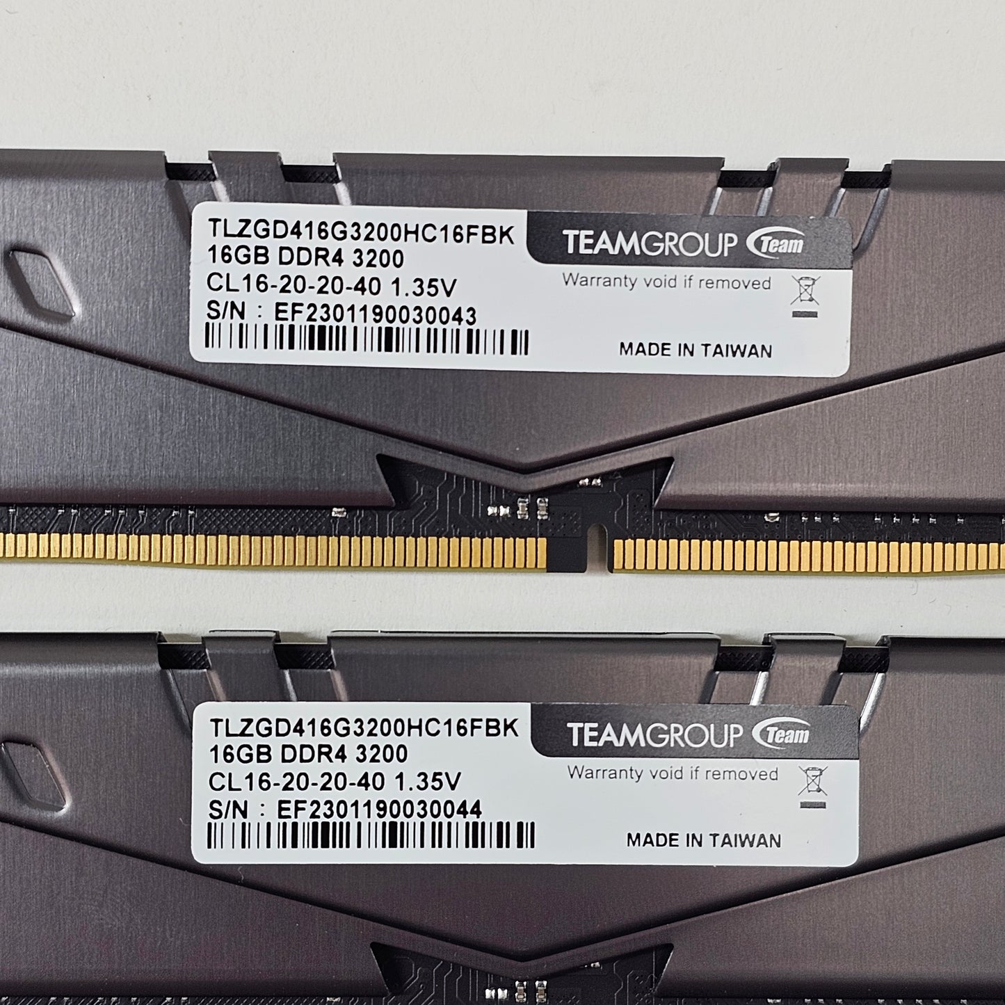 Team T-Force Vulcan Z 32GB (2x16GB) DDR4 3200MHz TLZGD416G3200HC16FBK RAM