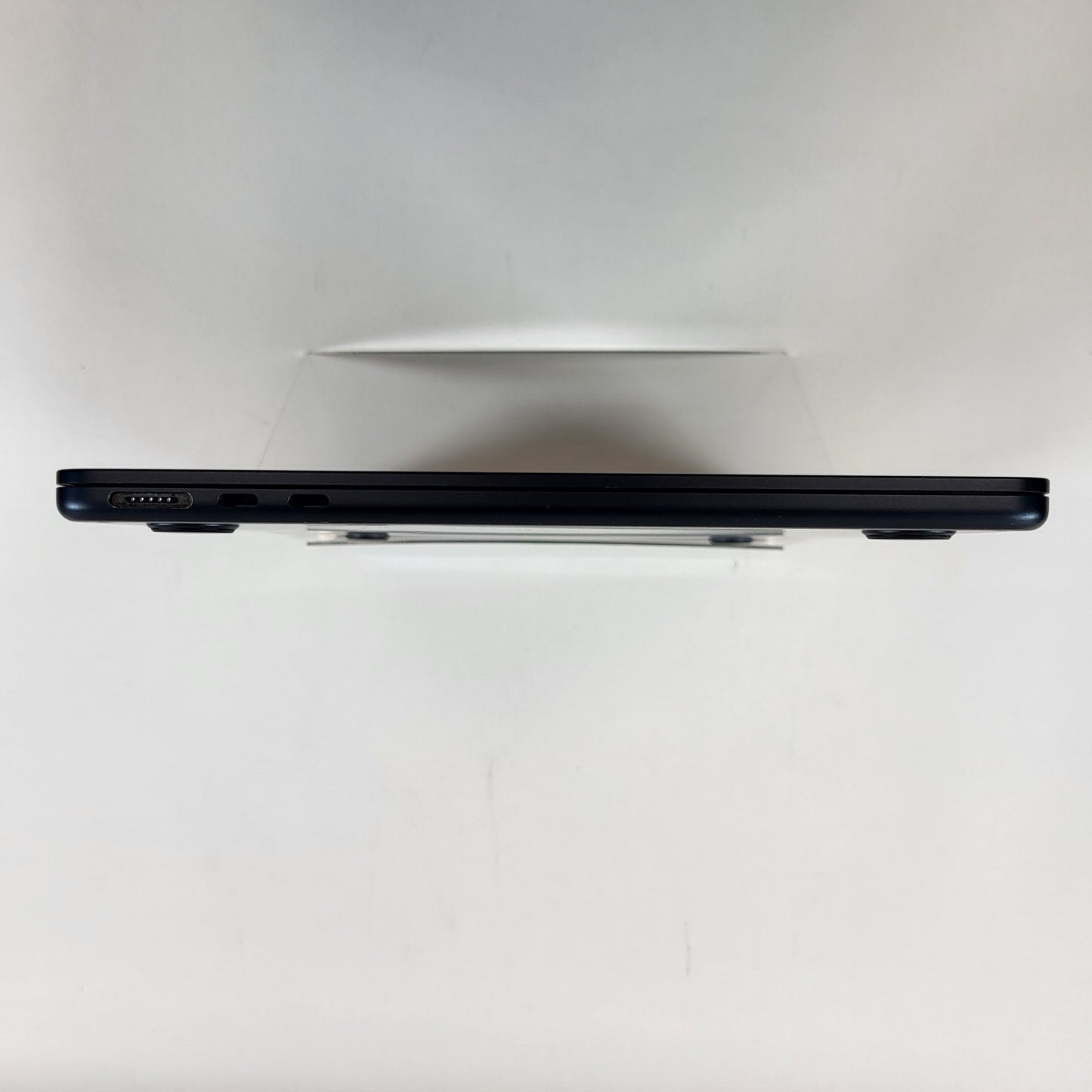 2024 Apple MacBook Air 13.6" M3 8C GPU 4.0GHz 8GB RAM 256GB SSD A3113