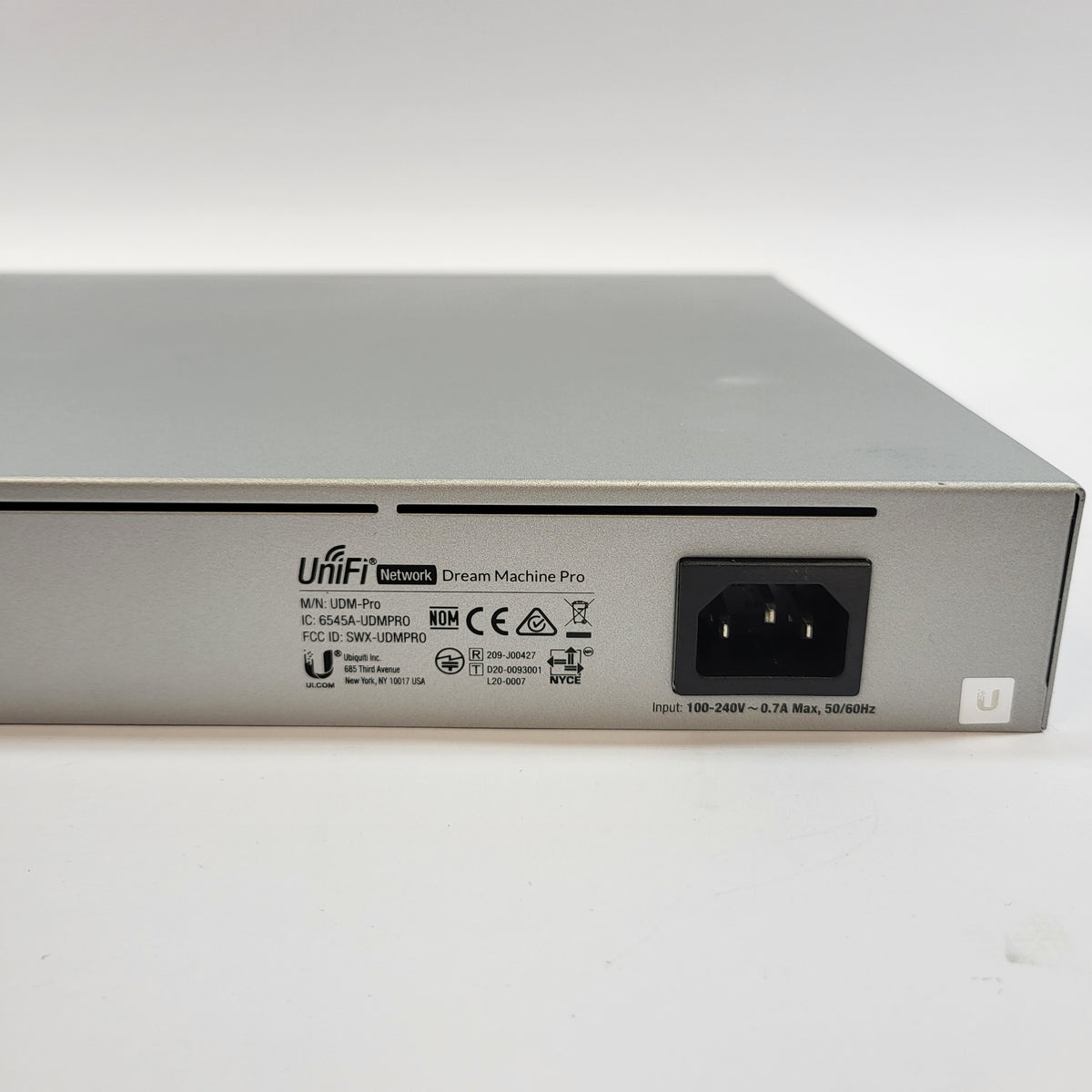UniFi Dream Machine Pro 11-Port Security Gateway UDM-PRO