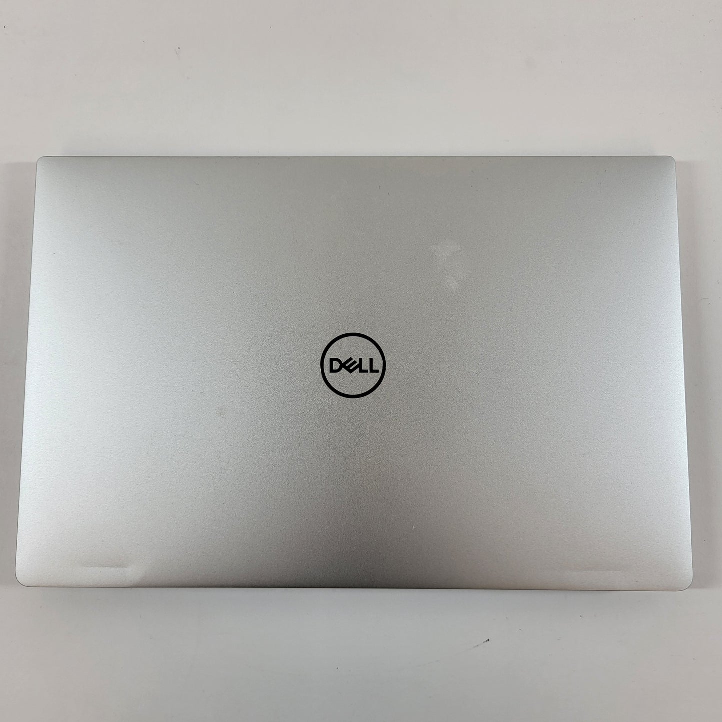 Dell xps 13 7390 P82G 13.3" i7-10710u 1.1GHz 16GB RAM 512GB SSD READ