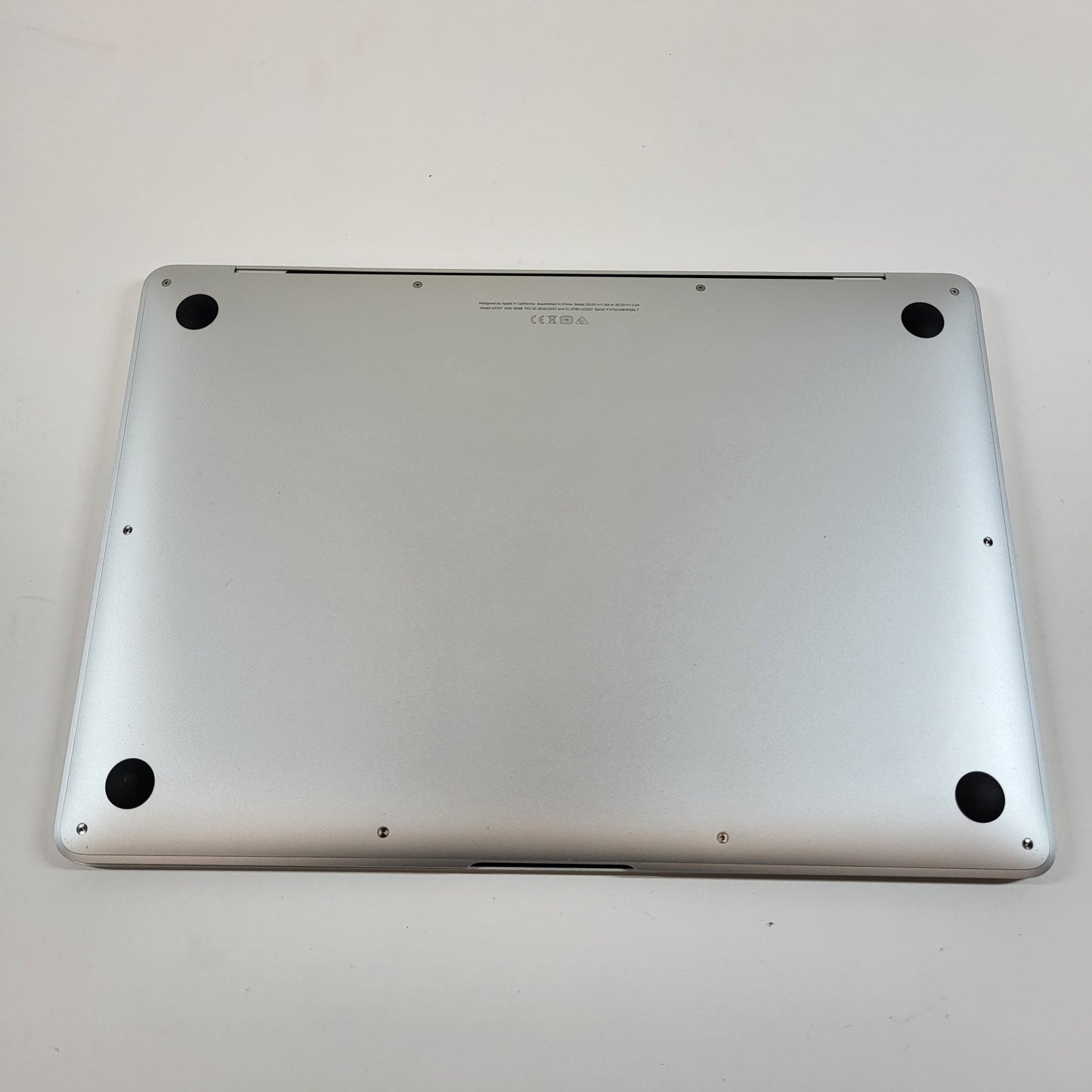 2020 Apple MacBook Air 13.3" M1 8C GPU 3.2GHz 8GB RAM 256GB SSD A2337