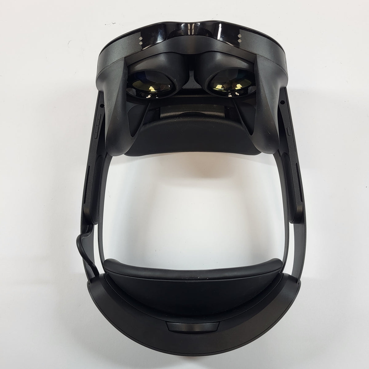 Meta Quest Pro 256GB Standalone All-in-One VR Headset DK94EC