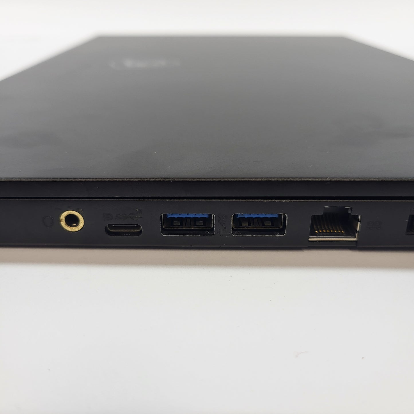 MSI Stealth GS66 11UE 15.6" i7-11800H 2.3GHz 16GB RAM 1TB SSD GeForce RTX 3060