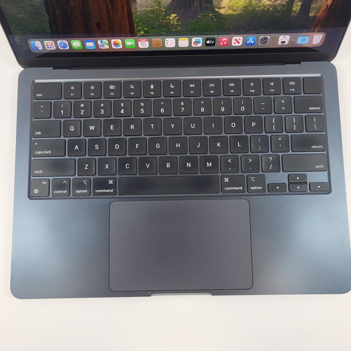 2022 Apple MacBook Air 13.6" M2 8C GPU 3.5GHz 8GB RAM 256GB SSD MLY33BZ/A
