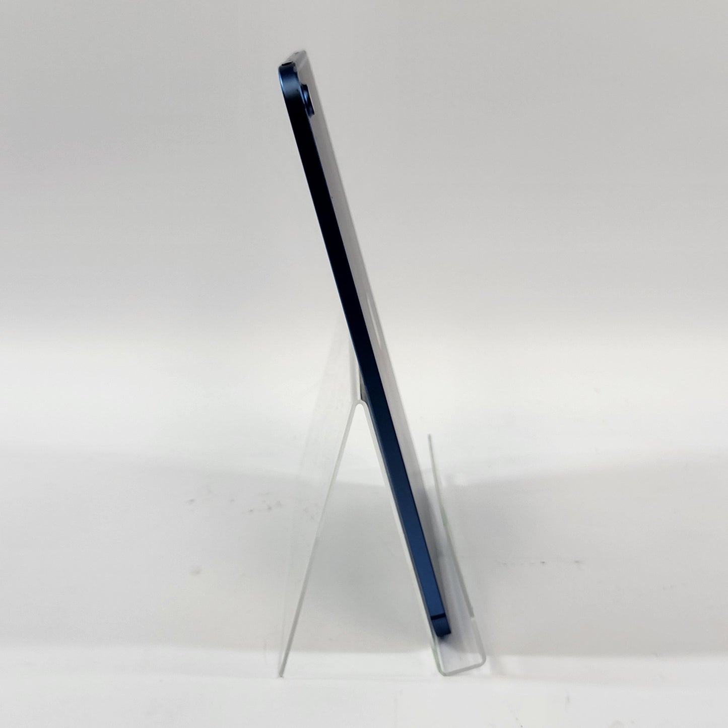 Factory Unlocked Apple iPad 11" (A16) 128GB Blue MD7G4LL/A