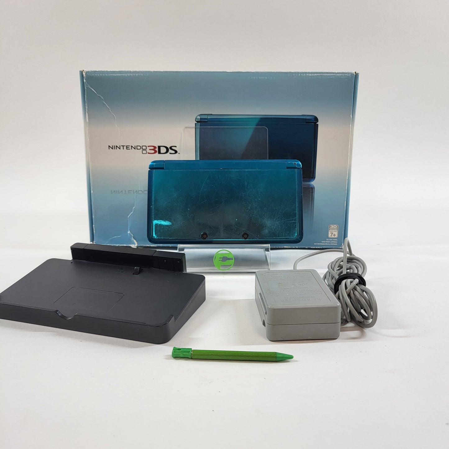 Nintendo 3DS Handheld Game Console CTR-001 Aqua Blue