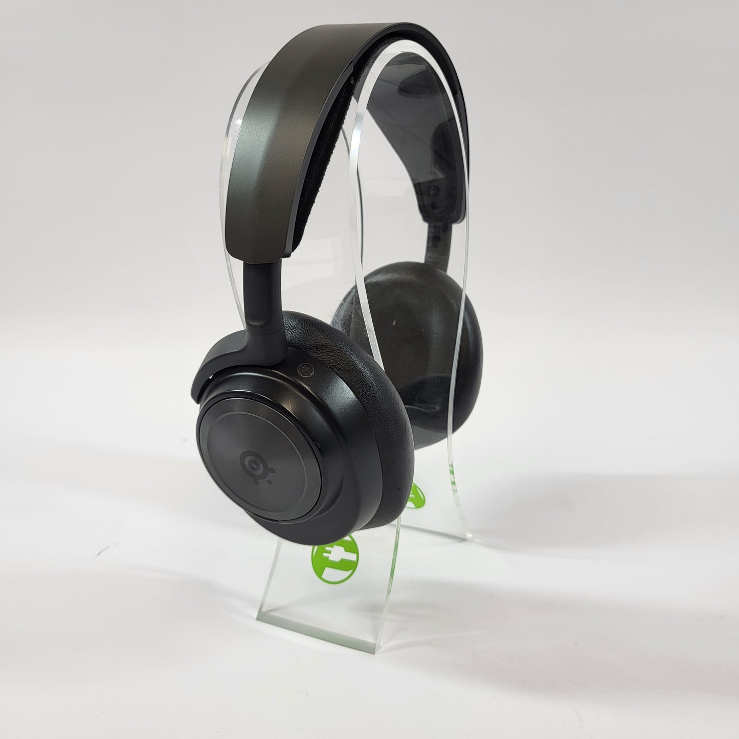 SteelSeries Arctis Nova Pro Wireless Over Ear Gaming Headset Black 61520