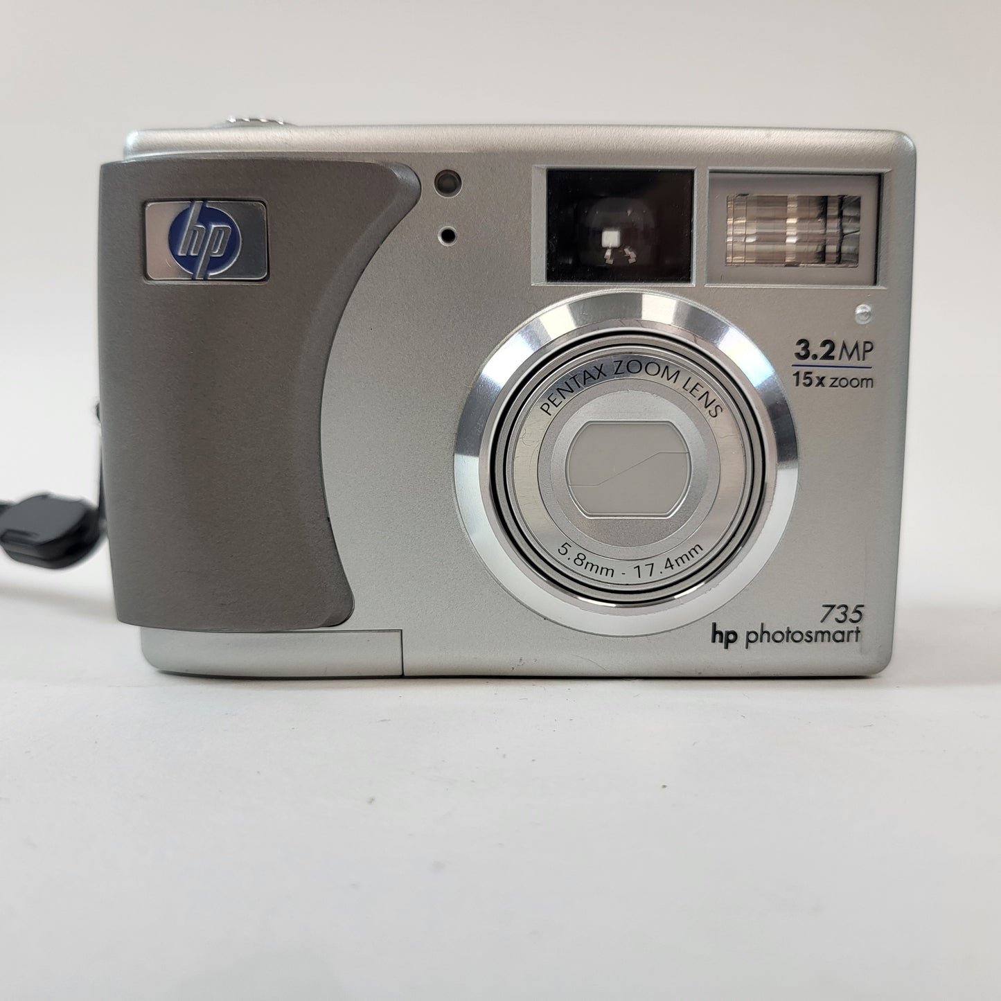 HP Photosmart 735 Q2209A 3.2 MP Compact Digital Camera