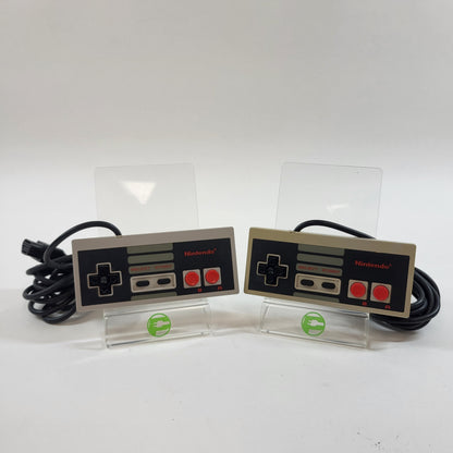 Nintendo NES Original Controller x2 NES-004 Gray