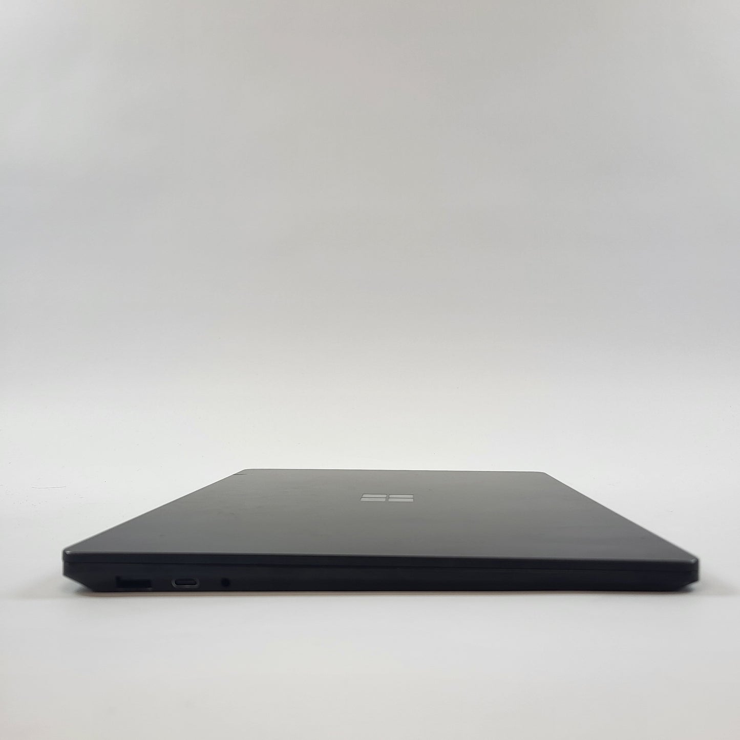 Microsoft Surface Laptop 5 1951 13.5" i5-1245U  2.5GHz 16GB RAM 256GB SSD