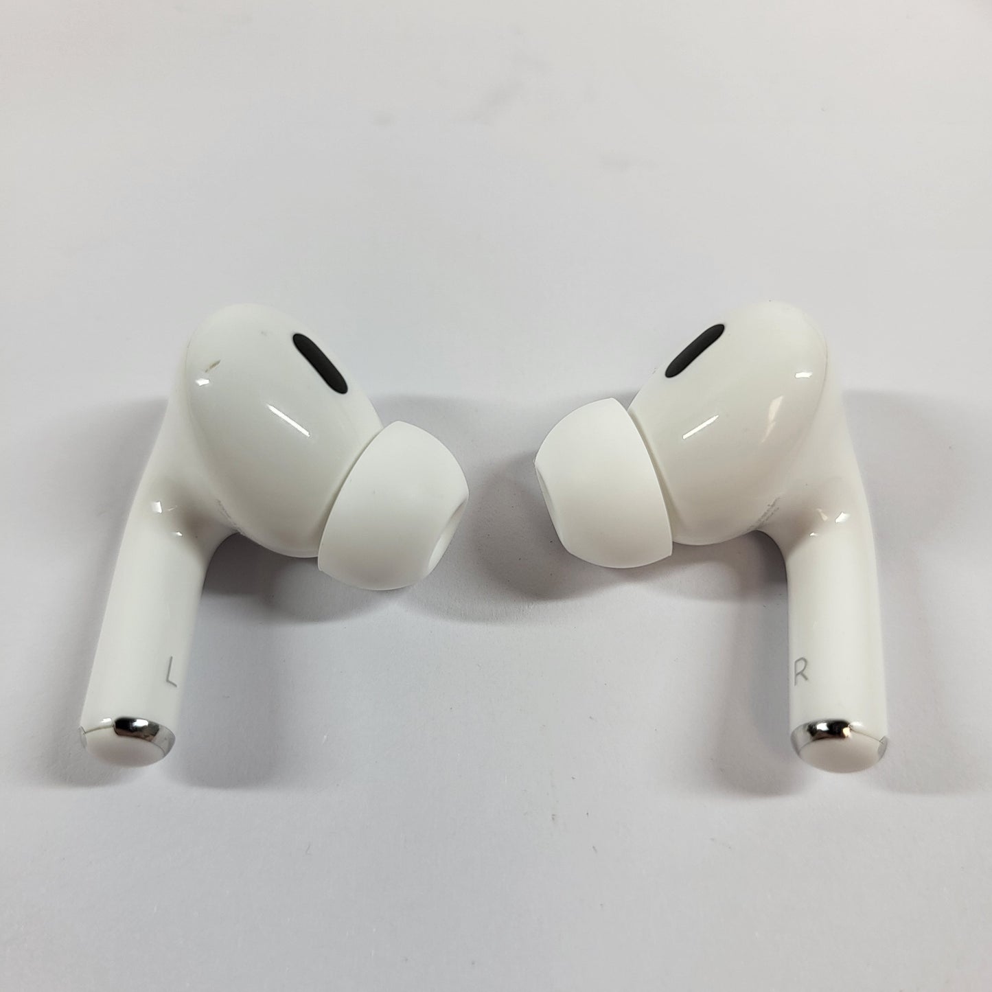 Apple AirPods Pro 2nd Gen with MagSafe Charging Case A2699 A2698 A2700 A2968