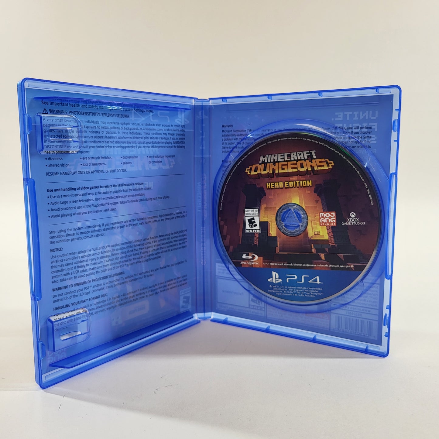 Minecraft Dungeons [Hero Edition] (Sony PlayStation 4 PS4, 2020)