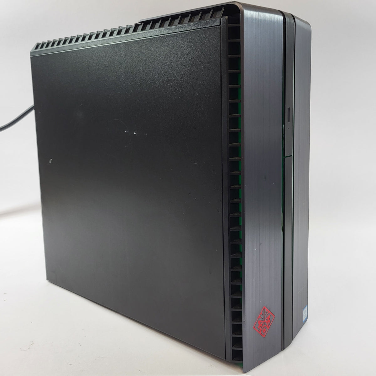 HP Omen 870 Core i7-7700 3.60GHz 16GB RAM 256GB SSD 2TB HDD GeForce GTX 1070