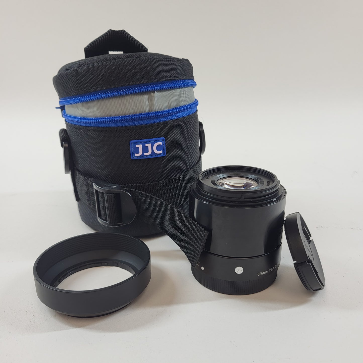 Sigma 60mm f/2.8 60mm f/2.8  For Sony E-Mount Auto & Manual Lens