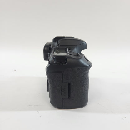 Canon EOS 7D Mark II 20.2MP Digital SLR DSLR Camera