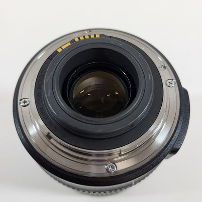 Canon EF-S 18-135mm f/3.5-5.6 Auto & Manual Lens