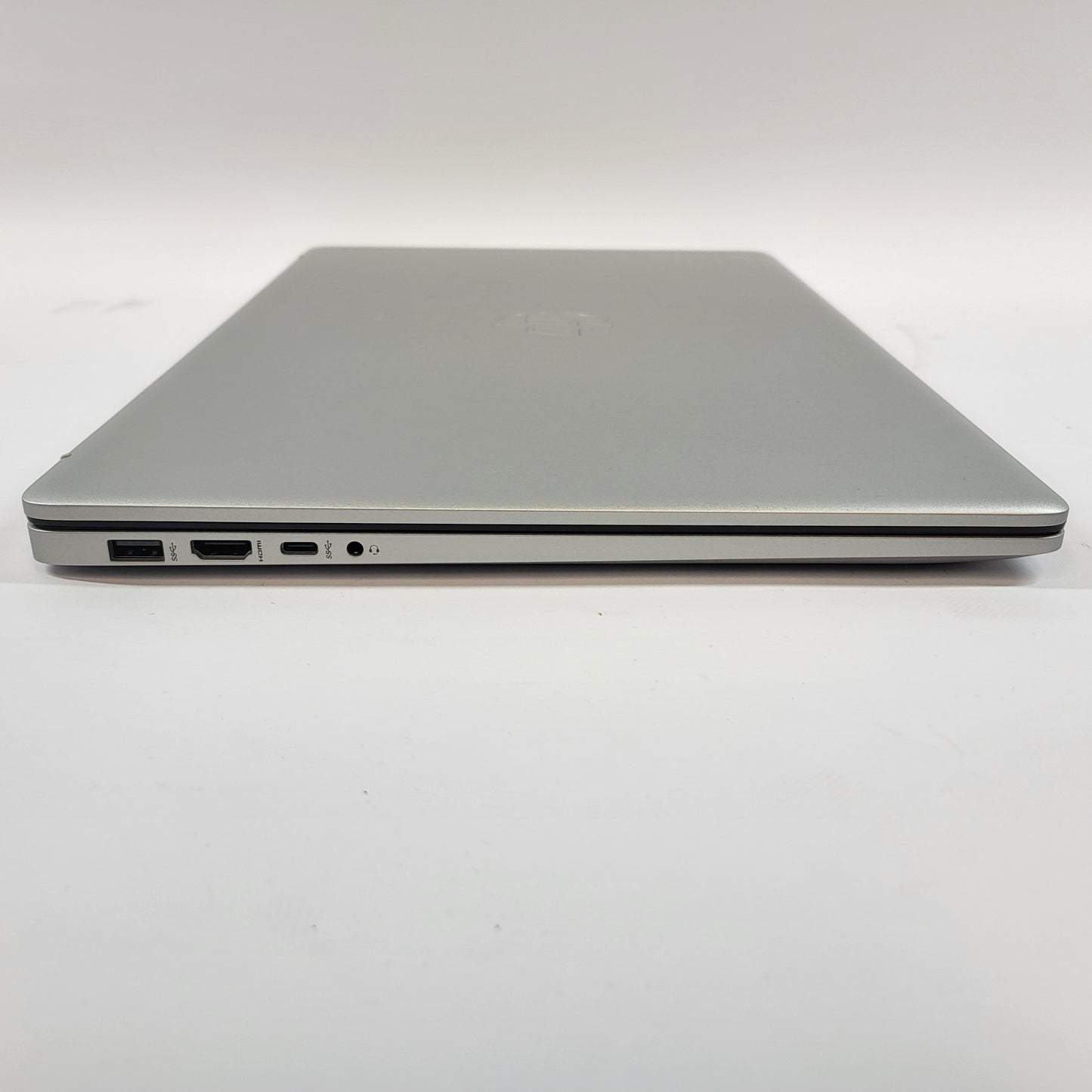 HP Laptop 17-CN3003DX 17.3" i3-N305 1.8GHz 8GB RAM 256GB SSD