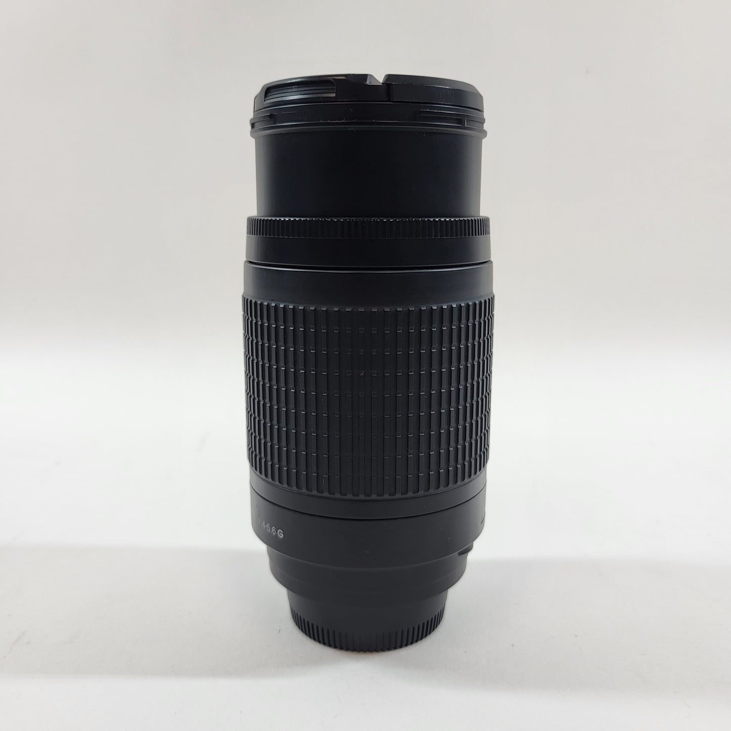 Nikon AF NIKKOR 70-300mm f/4.5-5.6 Auto Lens F