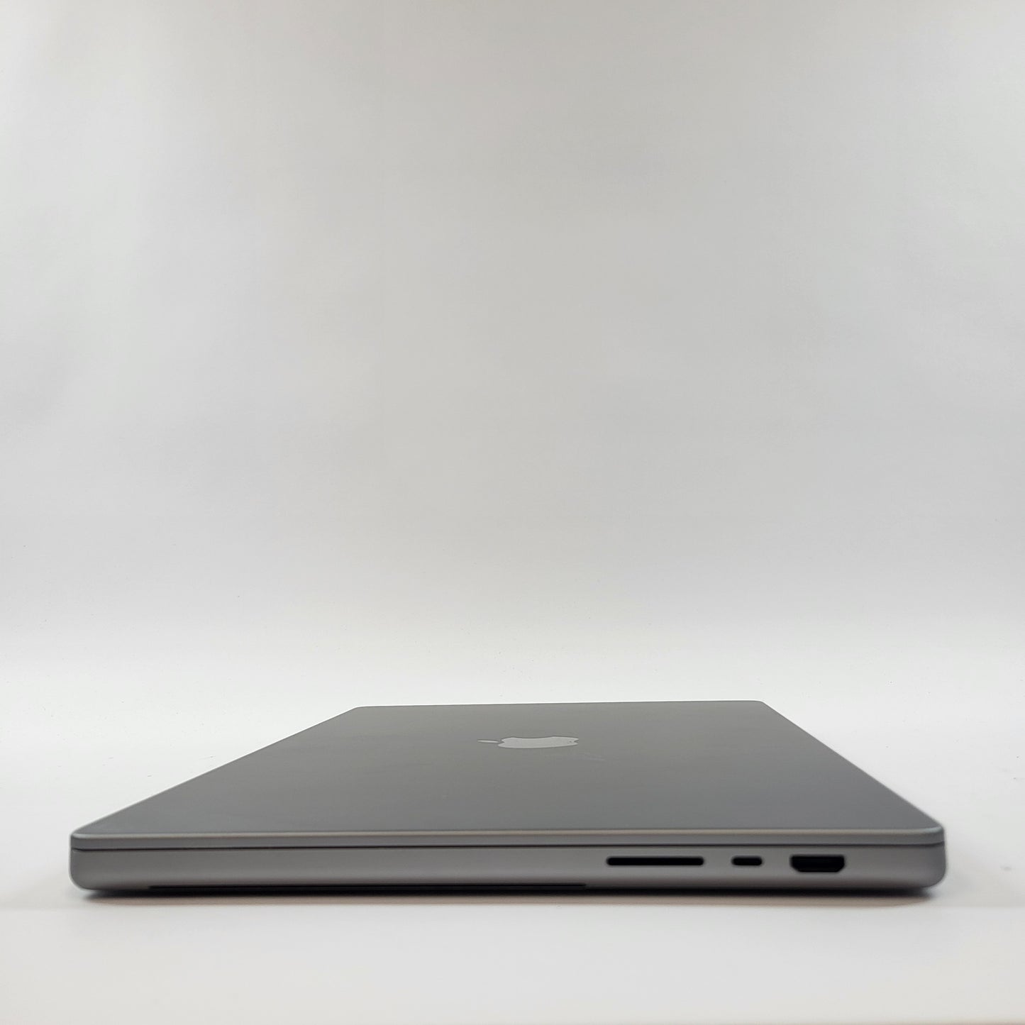2021 Apple MacBook Pro 16" M1 Pro 16C GPU 3.2GHz 32GB RAM 512GB SSD A2485