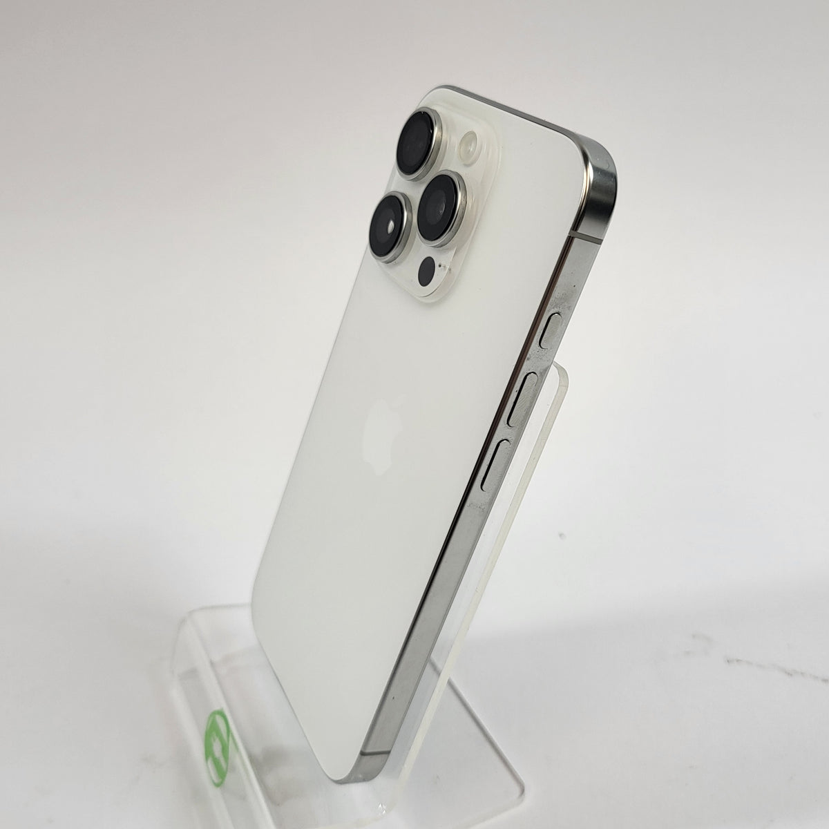 Unlocked Apple iPhone 16 Pro 128GB 26.6.1 White Titanium MYMA3LL/A