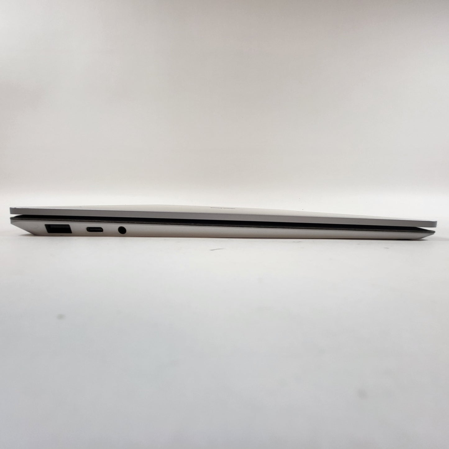 Microsoft Surface Laptop 4 1950 i5-1145G7 2.6GHz 8GB RAM 256GB SSD READ