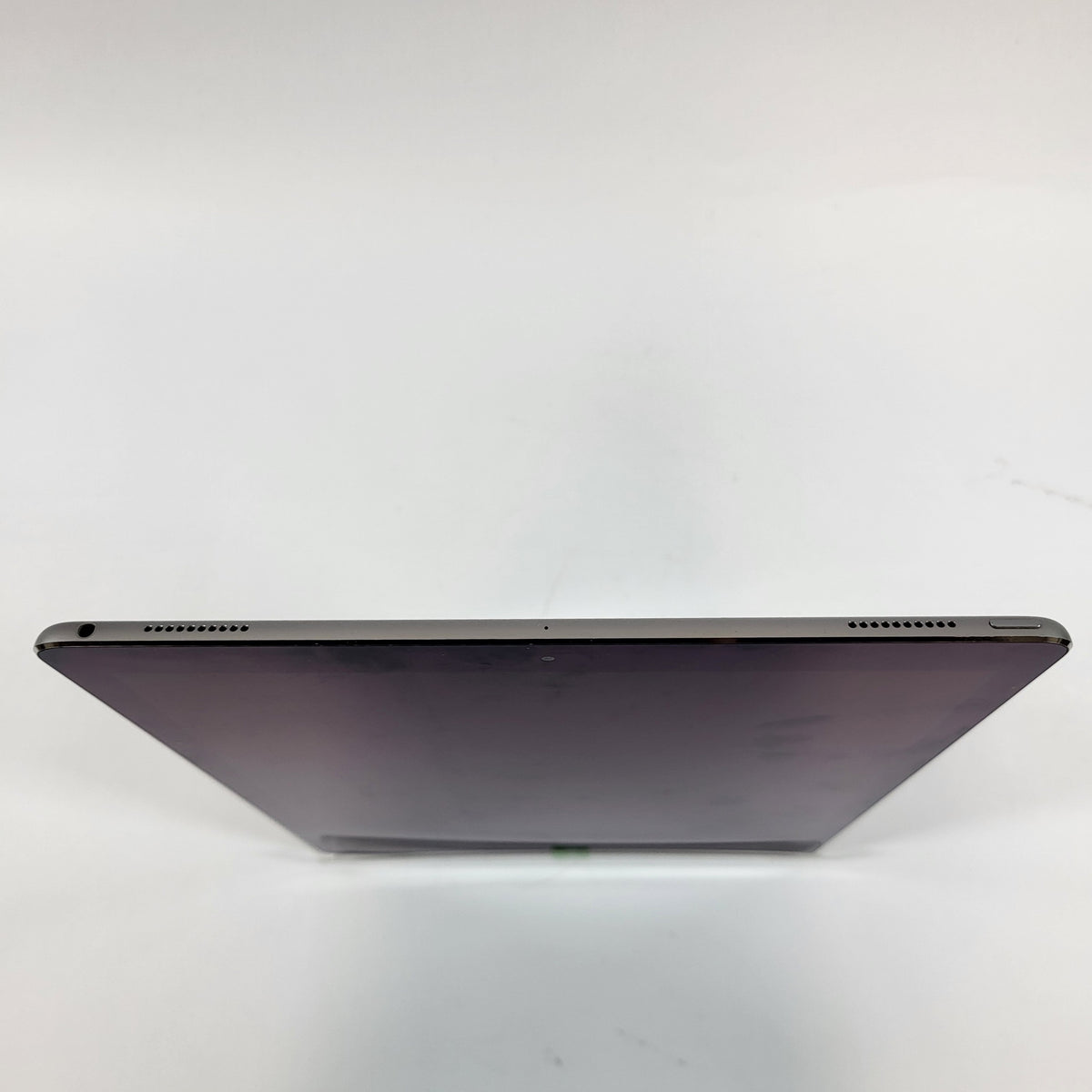 WiFi Only Apple iPad Pro 12.9" 2nd Gen 256GB 17.7.10 Space Gray MP6G2LL/A