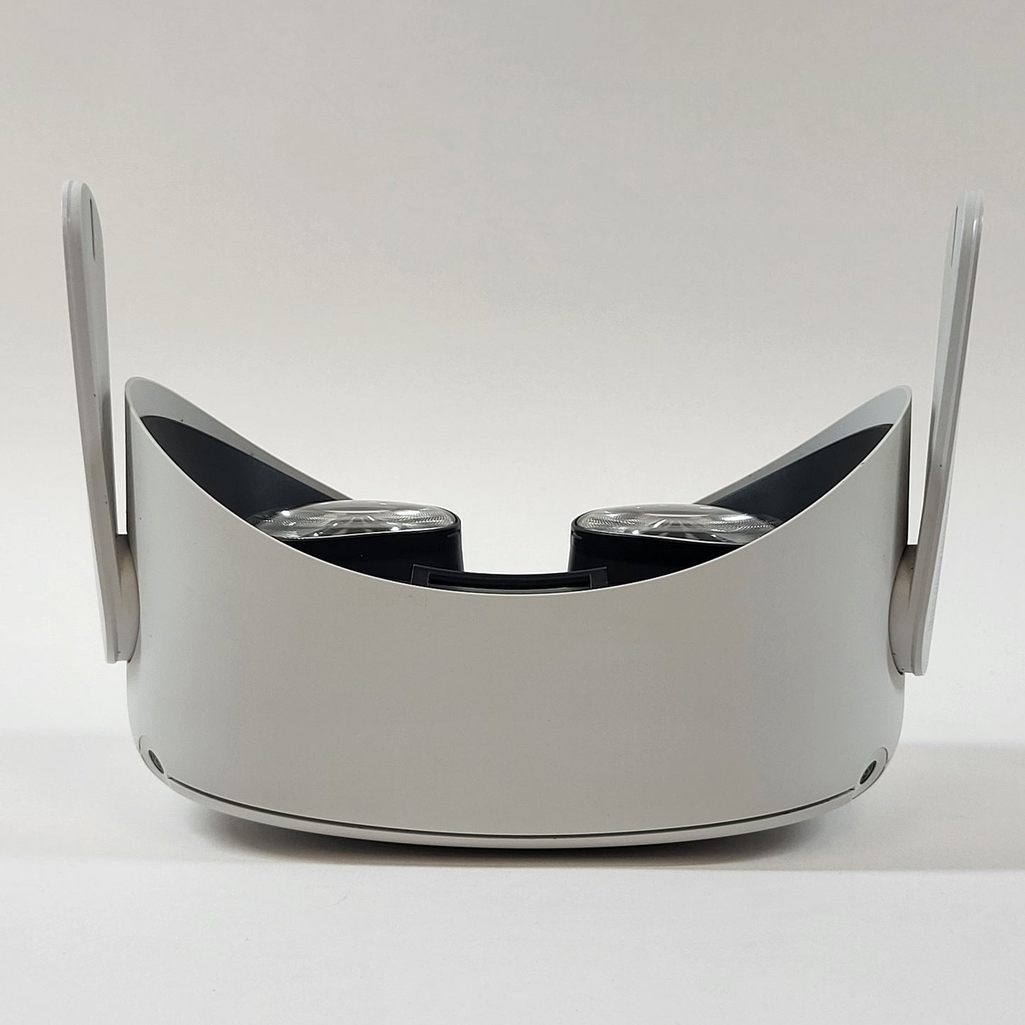 Meta Quest 2 128GB Standalone All-in-One VR Headset KW49CM Headset Only