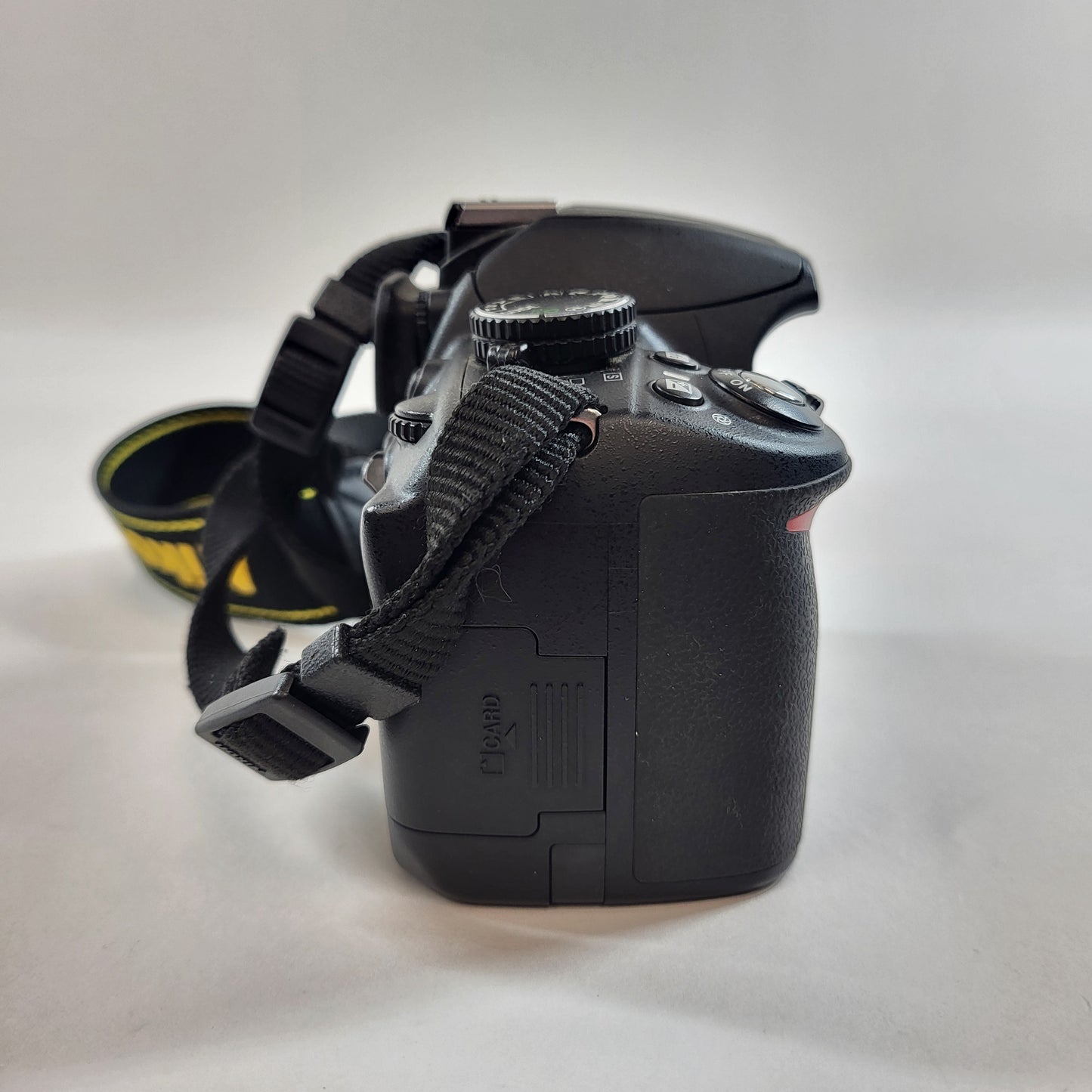 Nikon D3100 14.2MP Digital SLR DSLR Camera 5938 Shutter Count