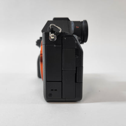 Sony Alpha A7 24.3MP Full-Frame Mirrorless Digital Camera