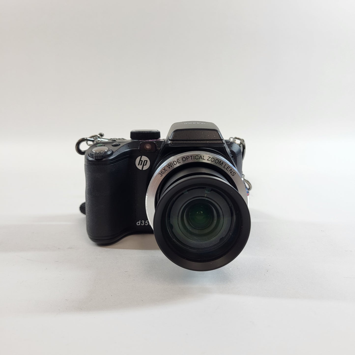 HP D3500 14.1MP Digital Camera