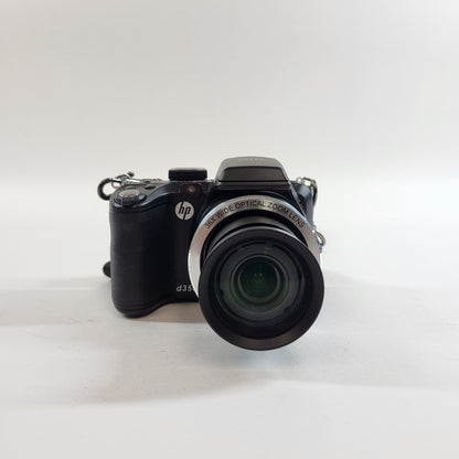 HP D3500 14.1MP Digital Camera