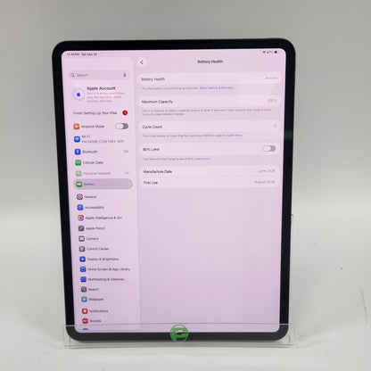 Factory Unlocked Apple iPad Pro 13" M5 256GB Space Black ME7W4LL/A