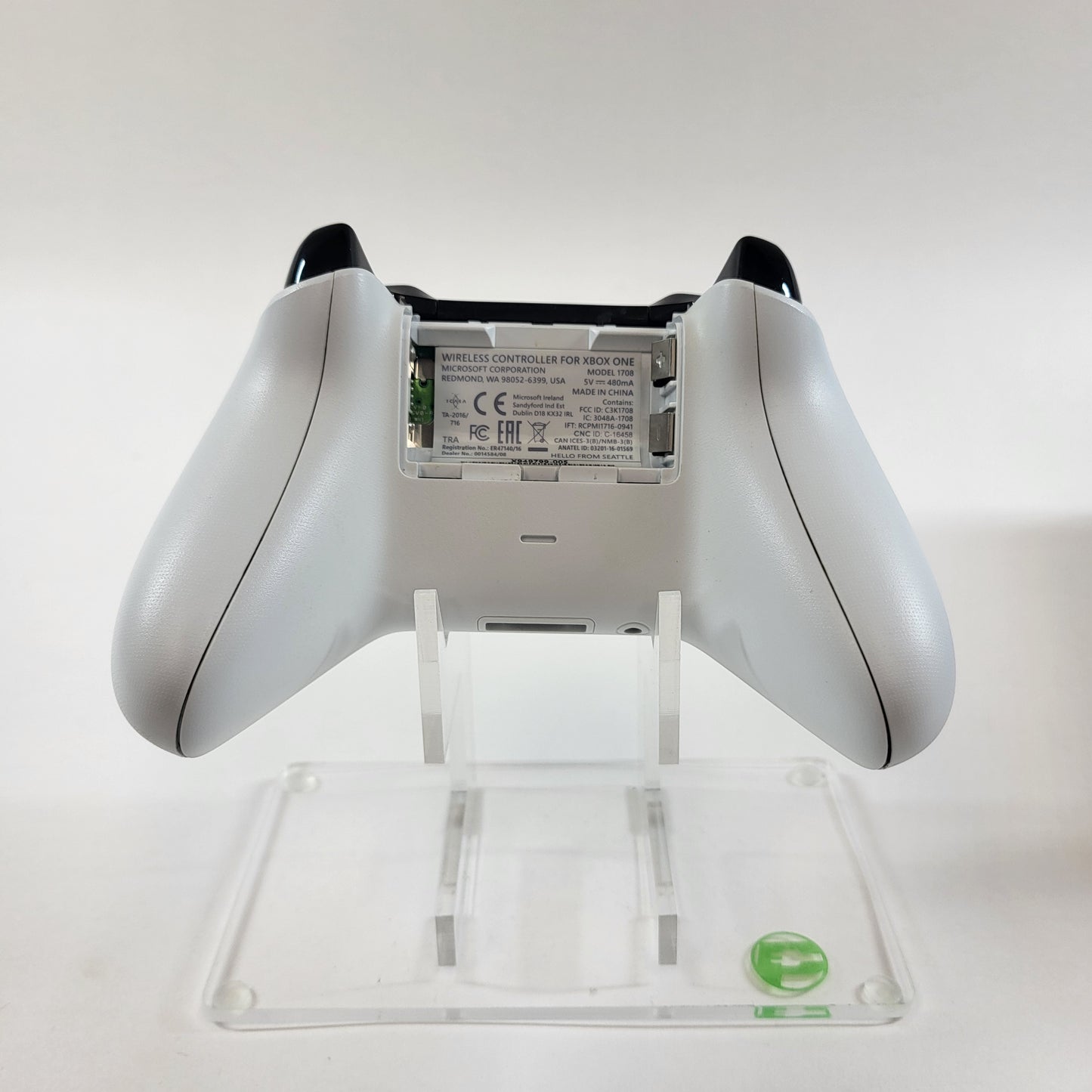 Microsoft Xbox One Wireless Controller Black/White 1708 READ