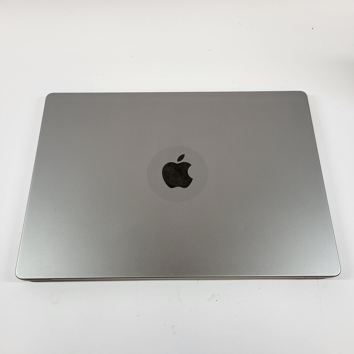 2021 Apple MacBook Pro 16" M1 Pro 16C GPU 3.2GHz 16GB RAM 512GB SSD