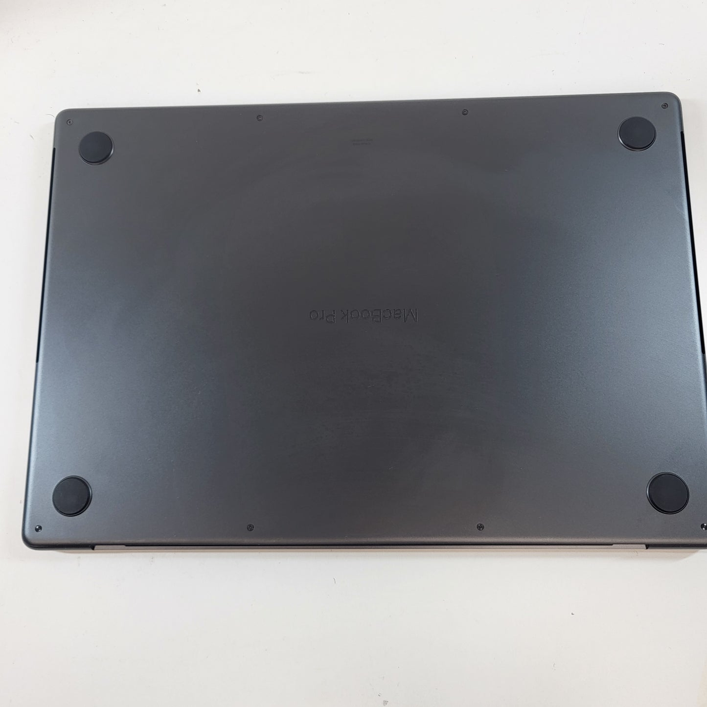 2026 Apple MacBook Pro 16" M5 Pro 20C GPU 4.6GHz 24GB RAM 1TB SSD A3428