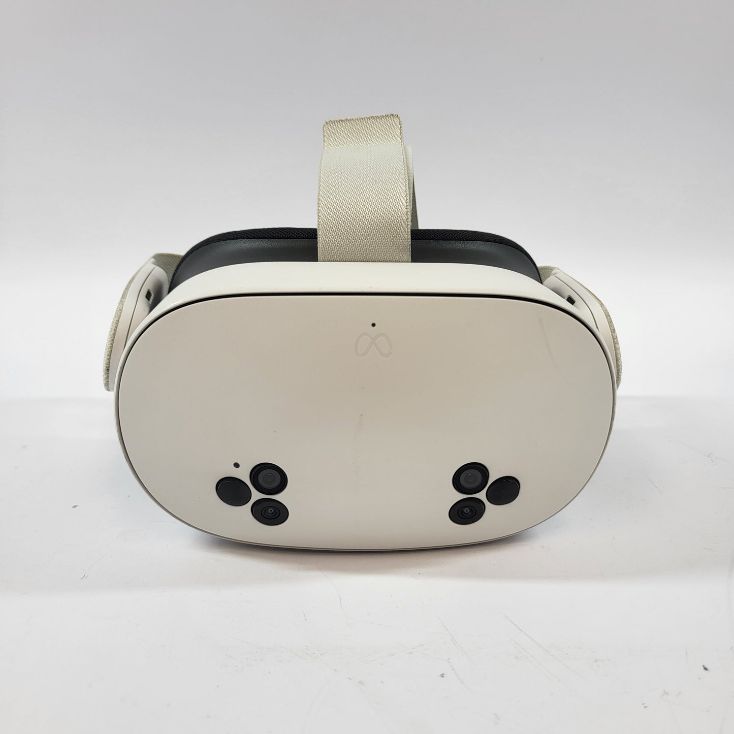 Meta Quest 3S 128GB Standalone All-in-One VR Headset P97