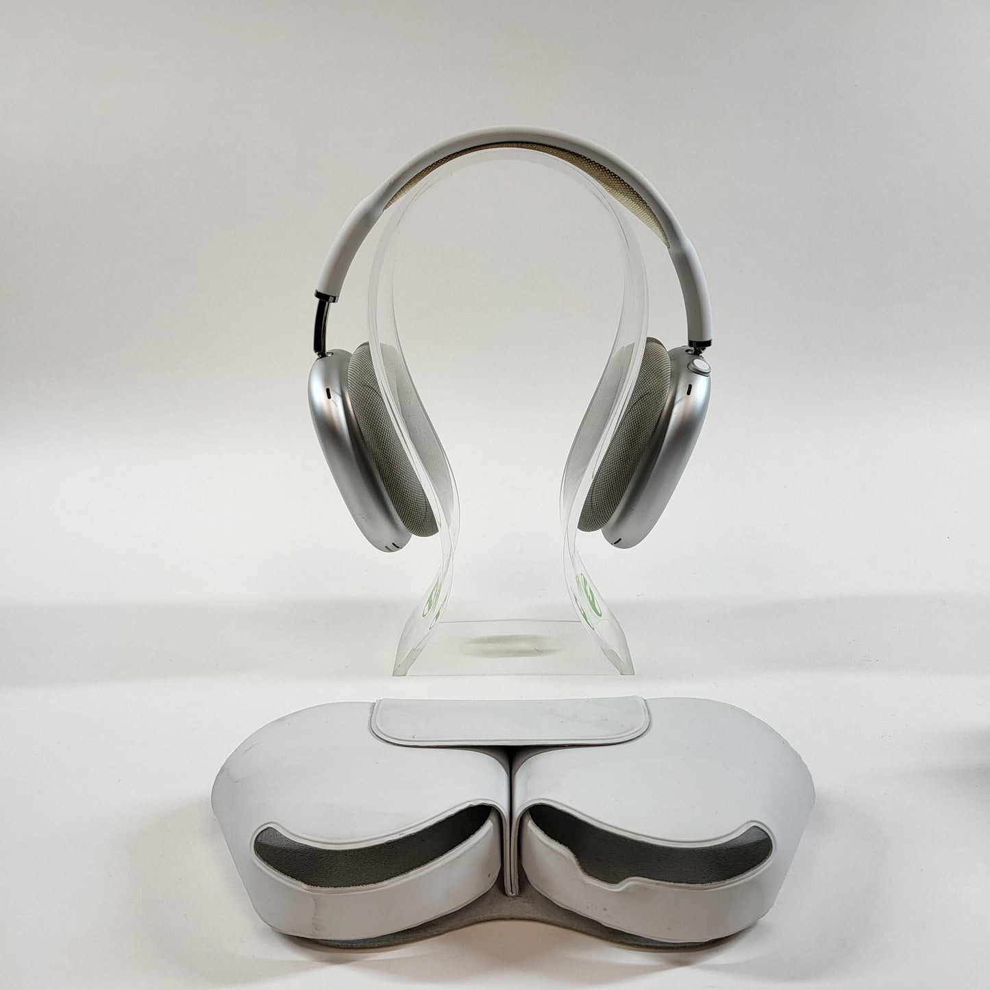 Apple AirPods Max Wireless Over-Ear Headphones Silver MGYJ3AM/A