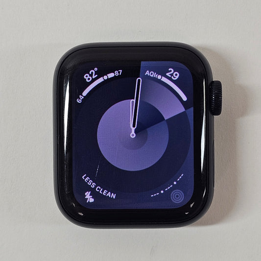 GPS Only Apple Watch SE 2nd Gen 40MM Black Aluminum MXE73LL/A Face Only