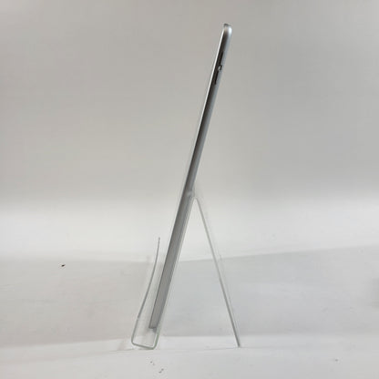 WiFi Only Apple iPad 7th Gen 32GB 17.6.1 Silver MW752LL/A