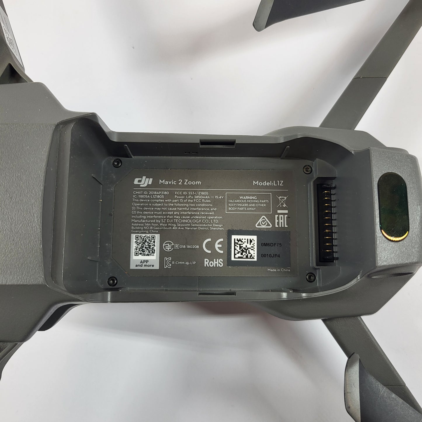 DJI Mavic 2 Zoom 4K Camera Drone L1Z Fly More Combo