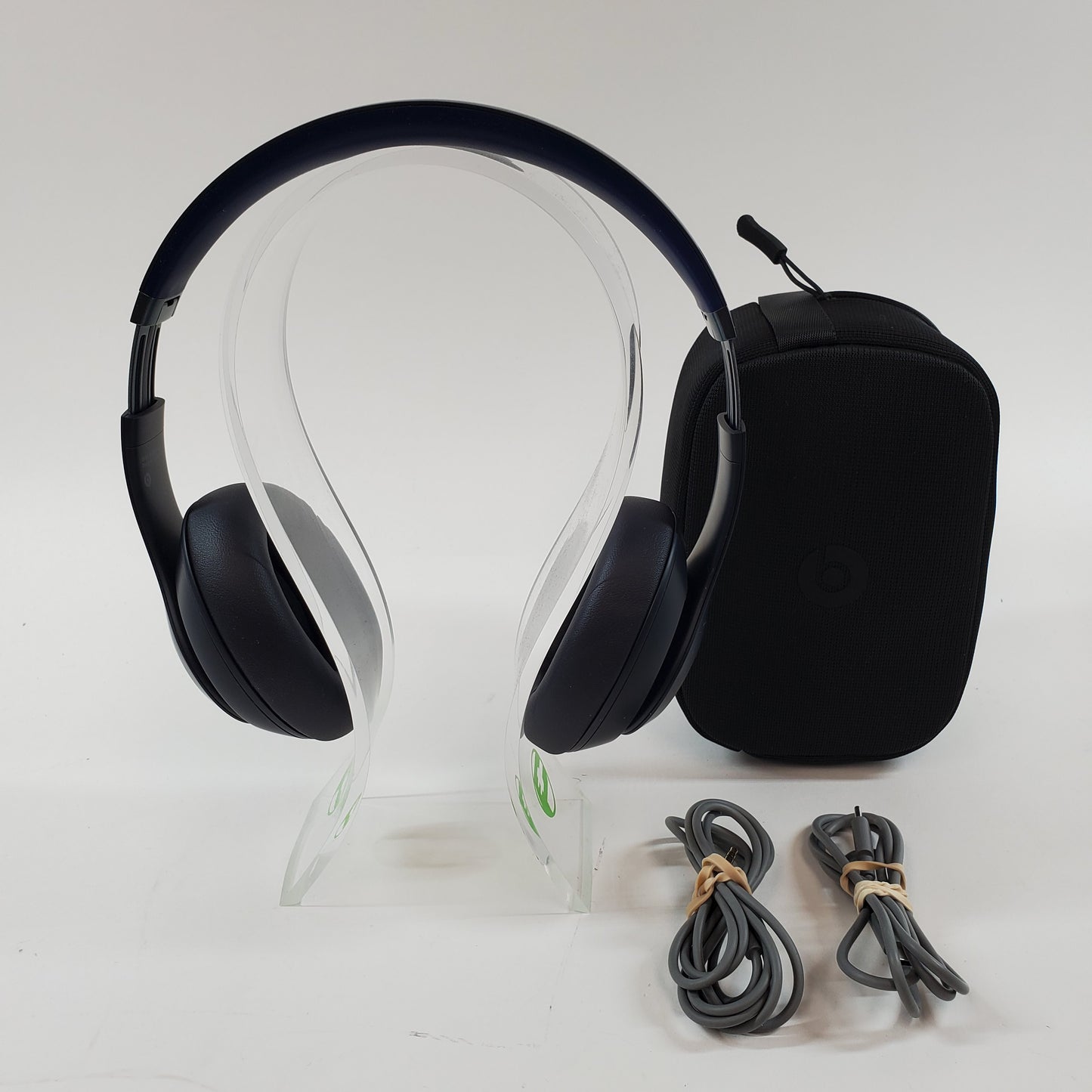 Beats Studio Pro Wireless Over-Ear Bluetooth Headphones Dark Blue MQTR3LL/A
