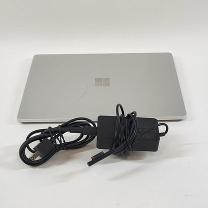 Microsoft Surface Laptop Go 2 1943 12.4" i5-1035G1 3.6GHz 8GB RAM 256GB SSD