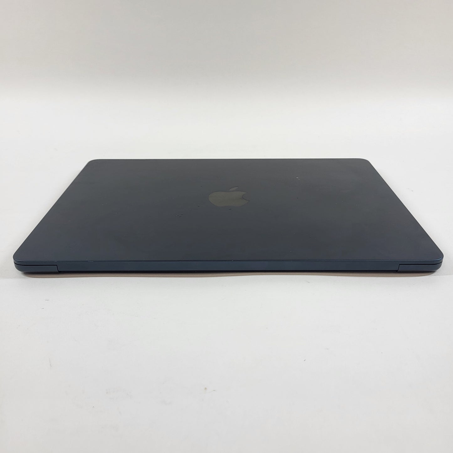 2023 Apple MacBook Air 13.6" M3 4.0GHz 8GB RAM 256GB SSD MRXV3LL/A