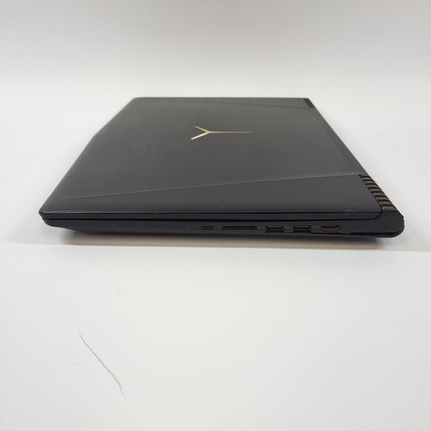 Lenovo Rescuer 80WW 15.6" i7-7700HQ 2.8GHz 8GB RAM 128GB SSD GeForce GTX 1050 Ti