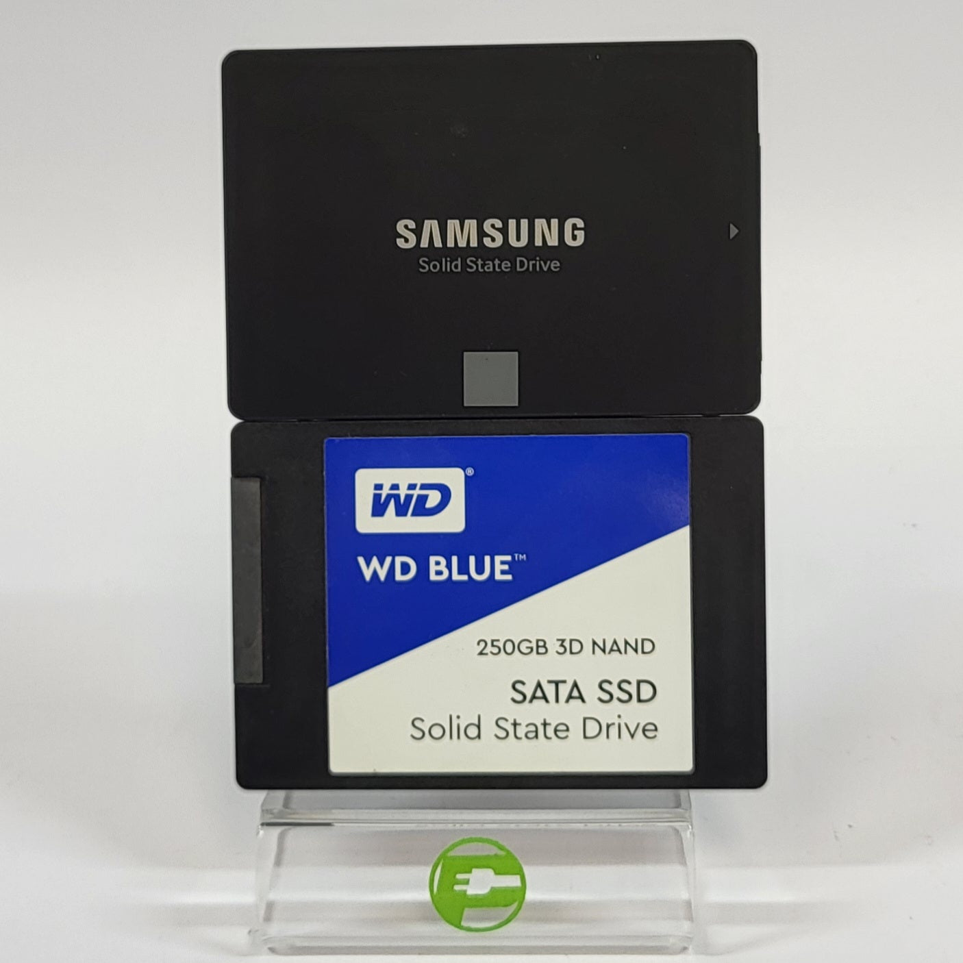 Bundle Of WD Blue Samsung 850 EVO 250GB 2.5" SATA III 6Gbps SSD 