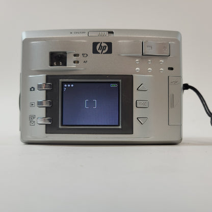 HP Photosmart 735 Q2209A 3.2 MP Compact Digital Camera