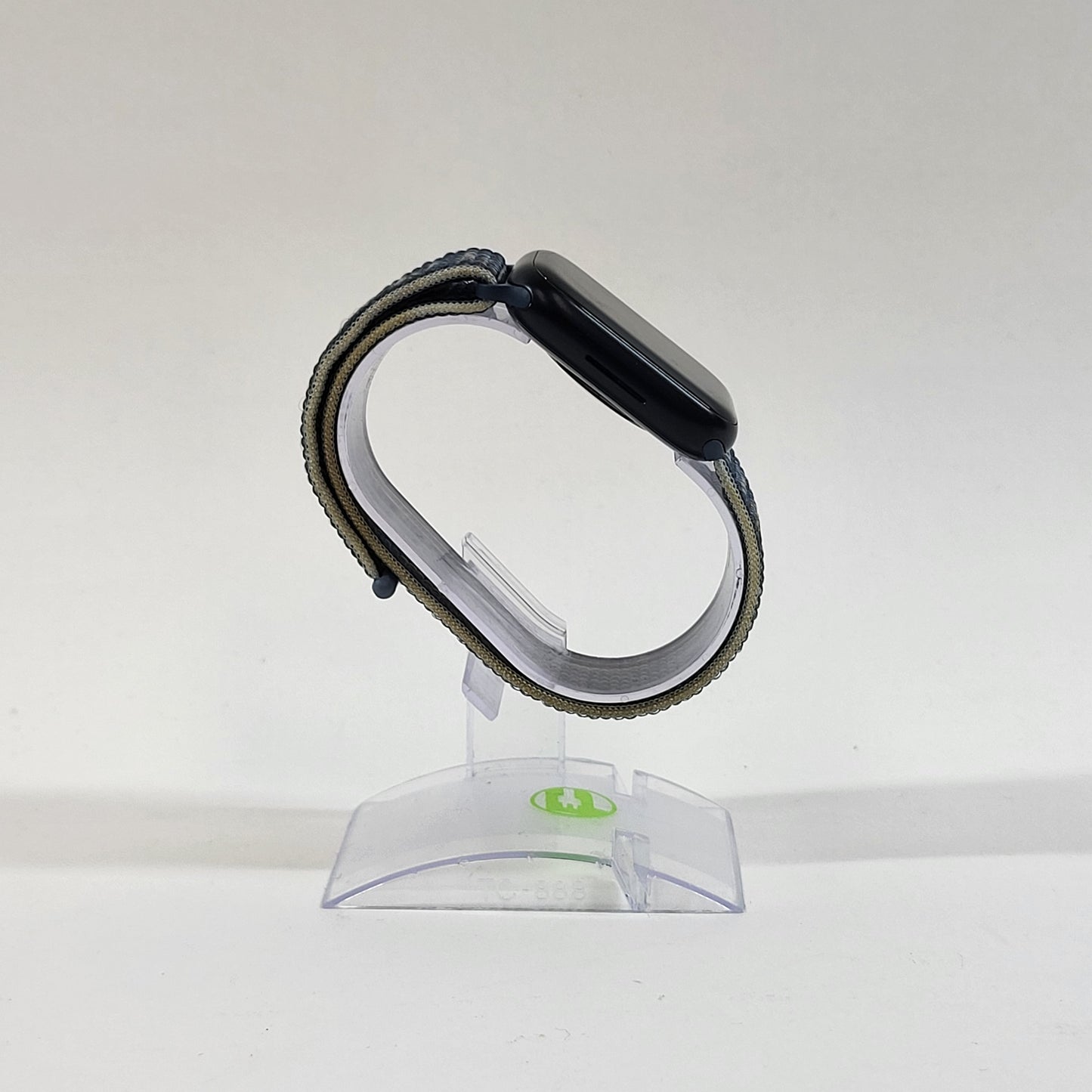 GPS Only Apple Watch Series 8 45MM Midnight Aluminum Anchor Blue Braided Solo 