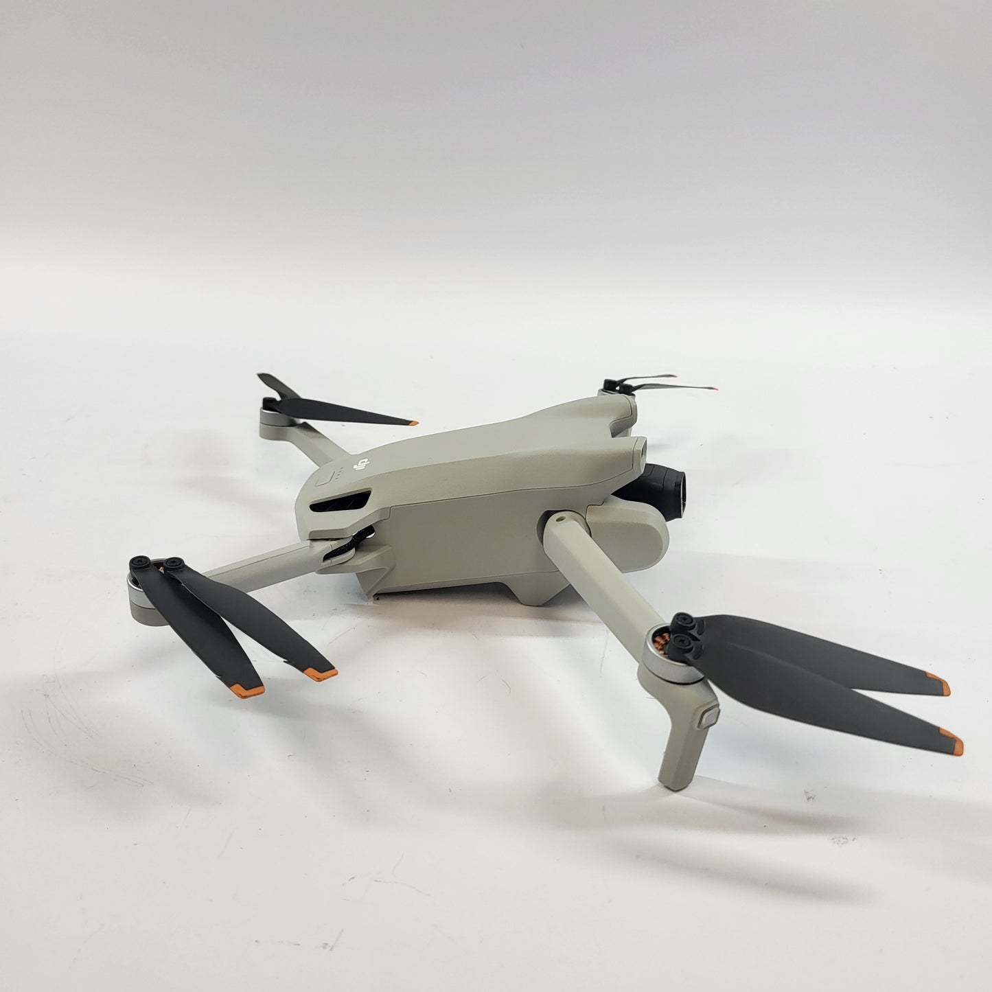 DJI Mini 3 4K Camera Drone MT3PD Fly More Combo