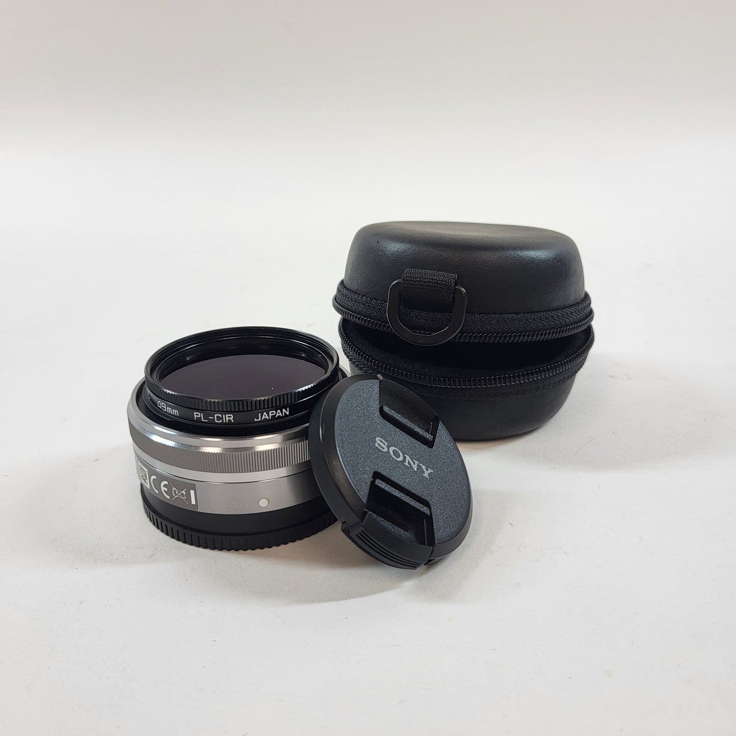 Sony SEL16F28 16mm f/2.8 E-Mount  APS-C SEL16F28 Auto & Manual Lens