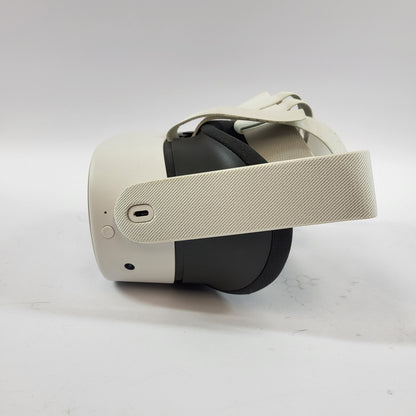 Meta Quest 3S 128GB Standalone All-in-One VR Headset P97
